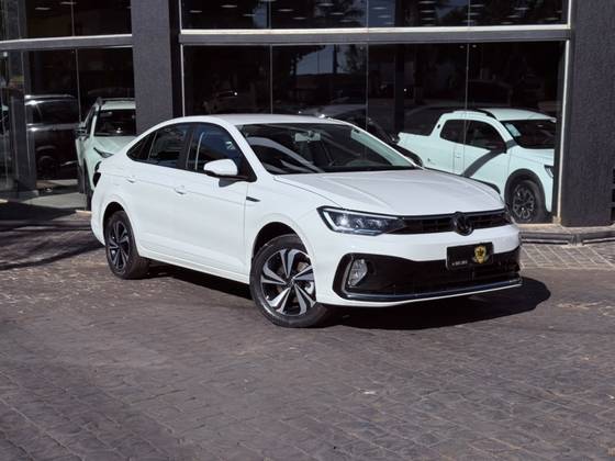 VOLKSWAGEN VIRTUS 1.0 200 TSI COMFORTLINE AUTOMÁTICO
